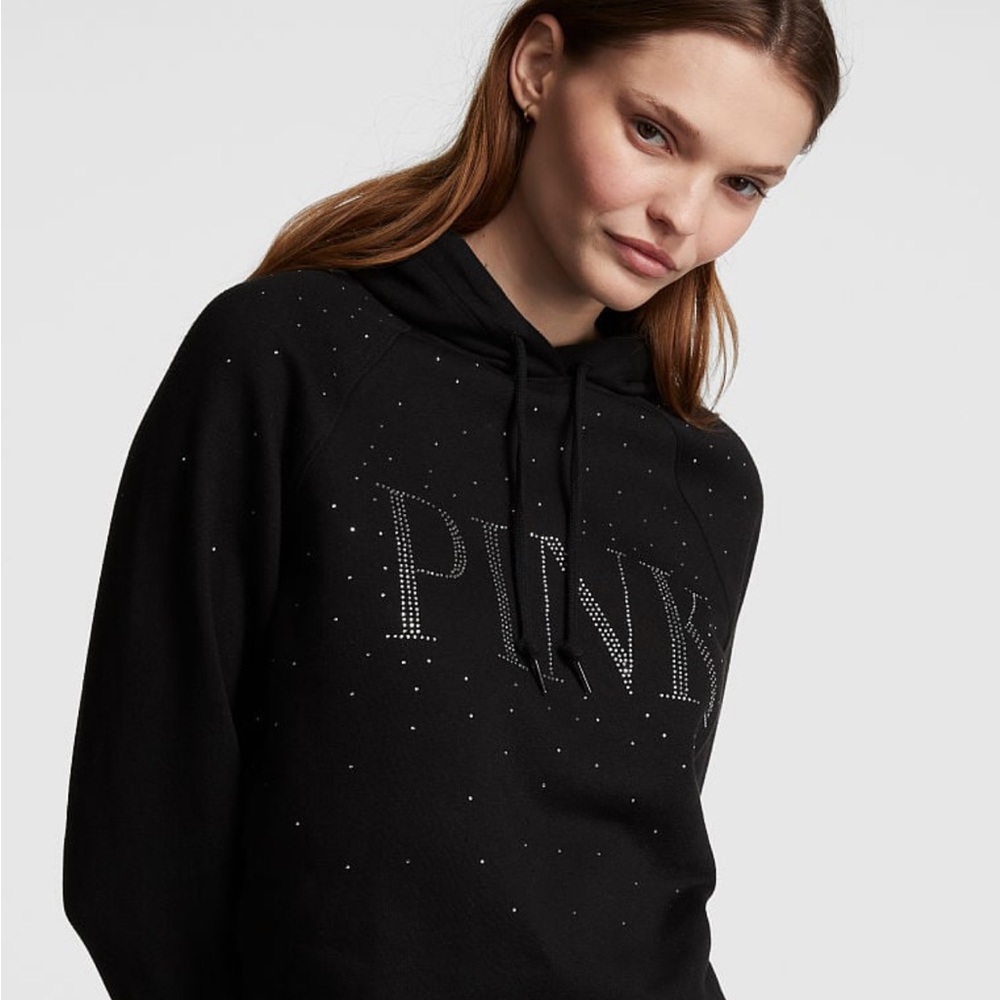 NWT Victoria’s Secret Pink Rhinestone Everyday Fleece Hoodie!